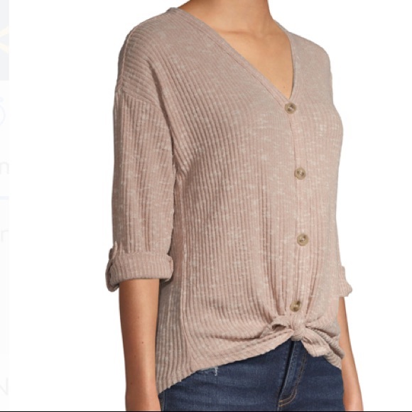 🆕Front Tie Blouse - Picture 2 of 4